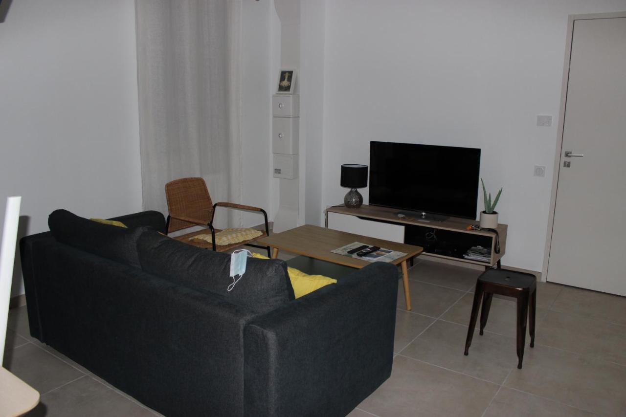 Entre Les Sorgues Ardoise Apartment ลีล-ซูร์-ลา-ซอร์ก ภายนอก รูปภาพ