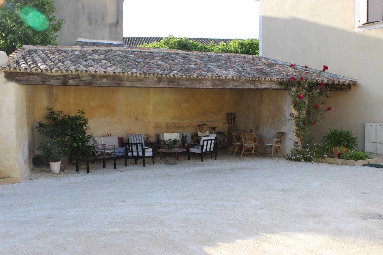 Entre Les Sorgues Ardoise Apartment ลีล-ซูร์-ลา-ซอร์ก ภายนอก รูปภาพ