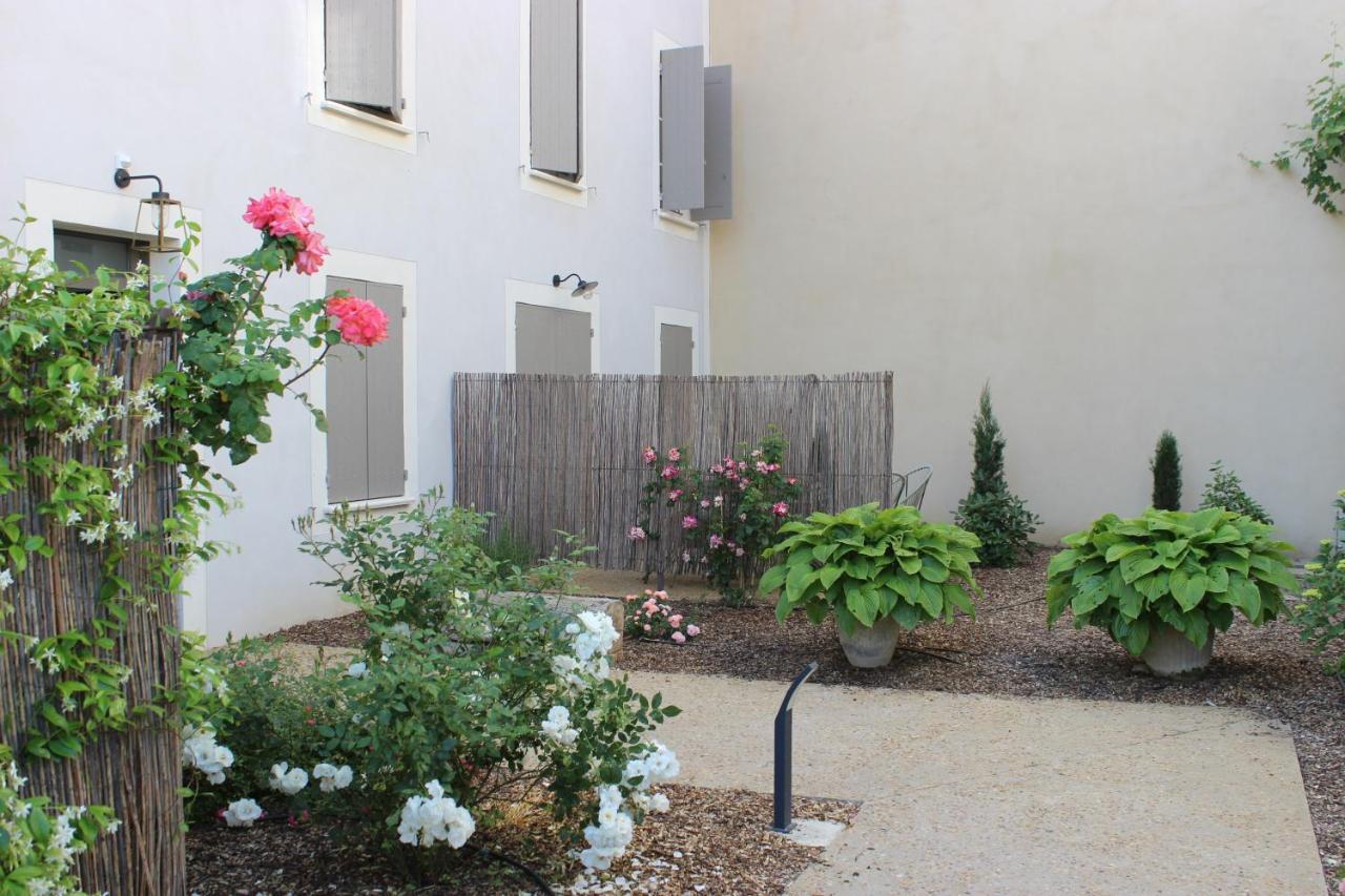 Entre Les Sorgues Ardoise Apartment ลีล-ซูร์-ลา-ซอร์ก ภายนอก รูปภาพ